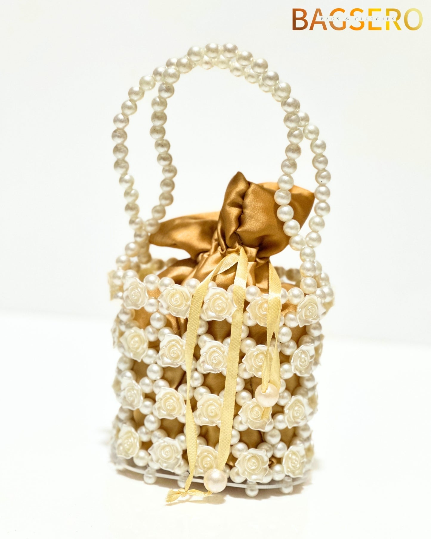 Exquisite Pearl Clutch