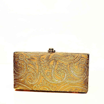 قابض التطريز EMARUS