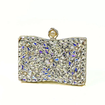 Bow & Shine Clutch