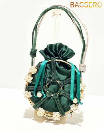 Opulent Pearl Bead Clutch - Bagsero